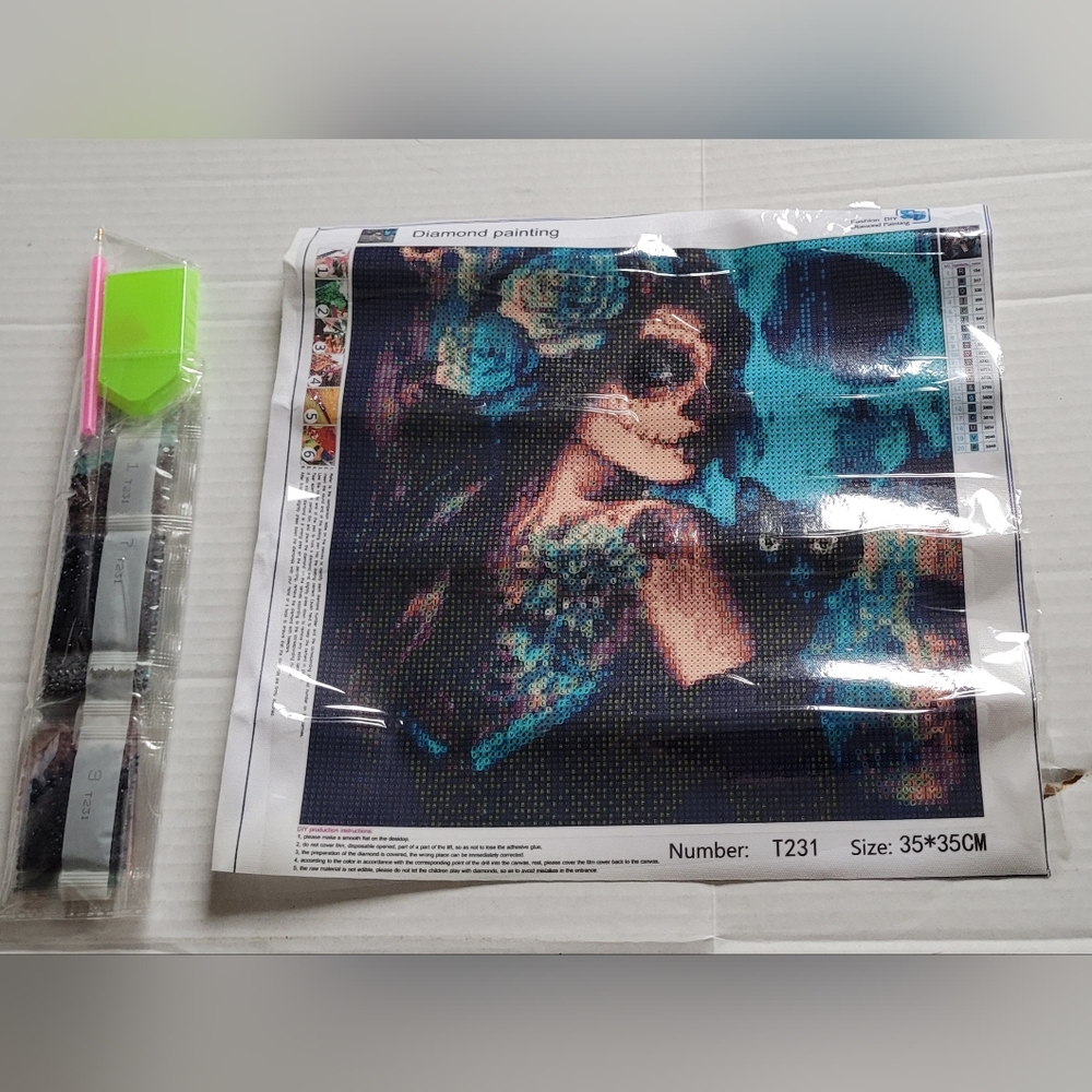 3D Diamond Painting Kits for Adults and Kids, Skull Witch and Cat Girl T231,35cm